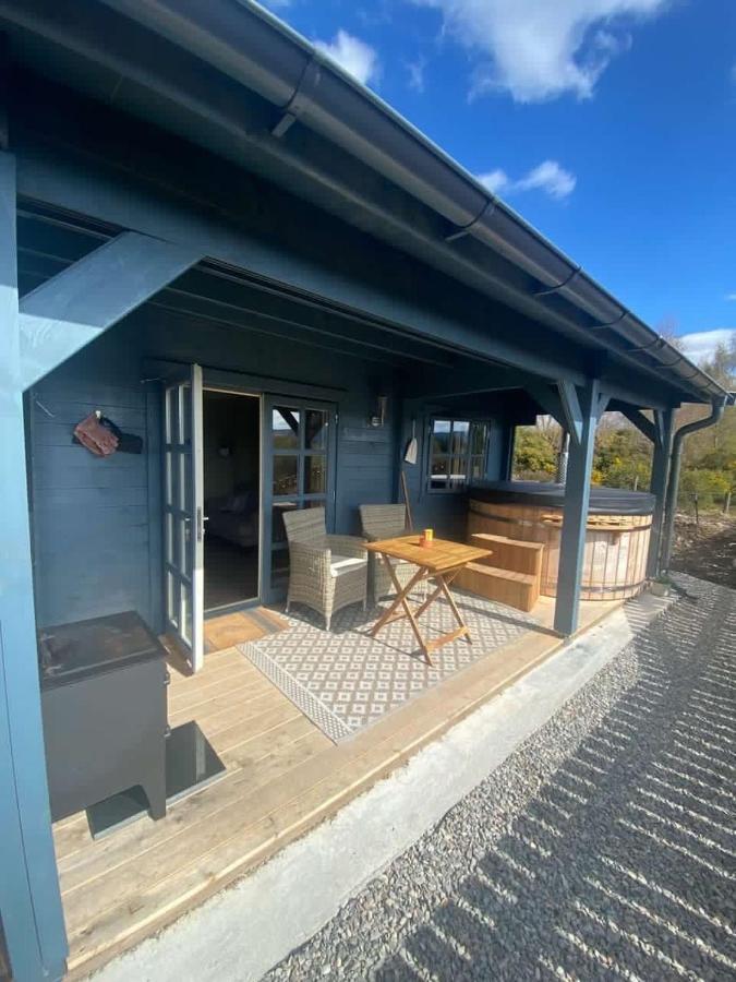 Highland Cabin - Relaxing Hot Tub 因弗内斯 外观 照片